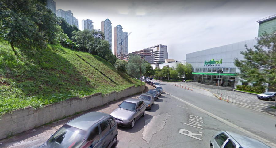 MORUMBI- TERRENO COM 8.167m² AO LADO SHOPPING JARDIM SUL MORUMBI- TERRENO 8.167 m² AO LADO SHOPPING JARDIM SUL, localizado em São Paulo - SP