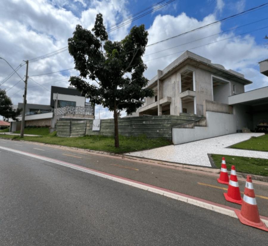 ITATIBA/SP - UMA CASA EM CONSTRUÇÃO 608M² ITATIBA/SP - UMA CASA EM CONSTRUÇÃO 608M², localizado em Itatiba - SP